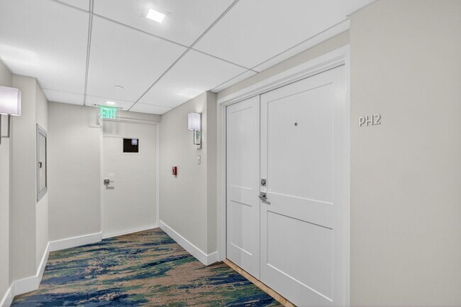 3400 N Ocean Dr in West Palm Beach, FL - Building Photo - Building Photo