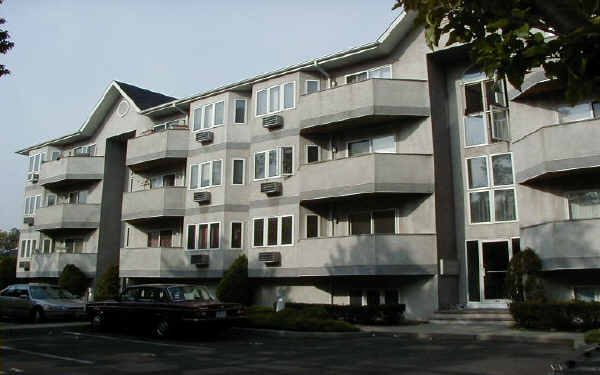 Convent Court Condominiums (por) in Newark, NJ - Building Photo - Building Photo