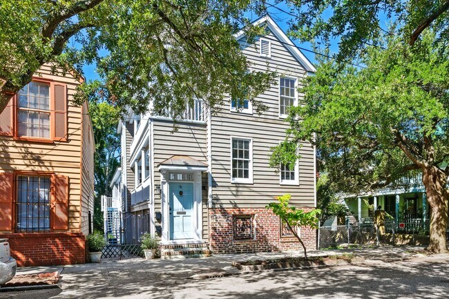 87 America St in Charleston, SC - Building Photo - Building Photo