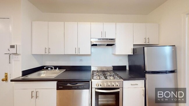 property at 222 E 89th St