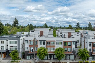 Talta Townhomes in Seattle, WA - Foto de edificio - Building Photo