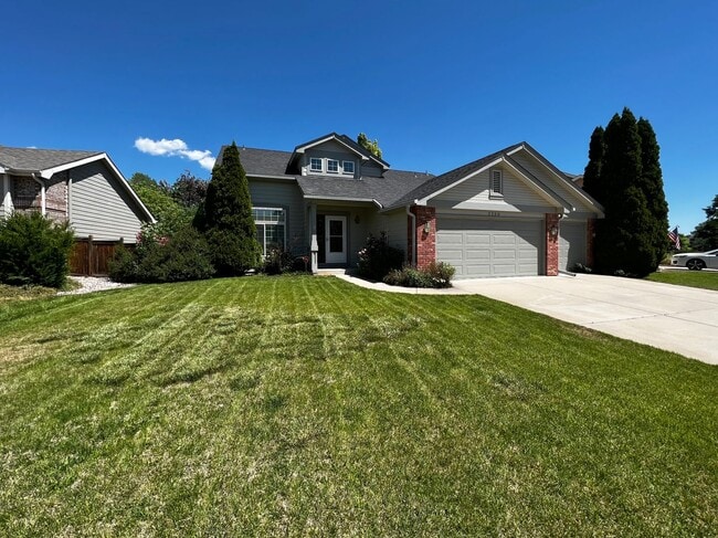 2230 Smallwood Dr in Fort Collins, CO - Building Photo - Building Photo