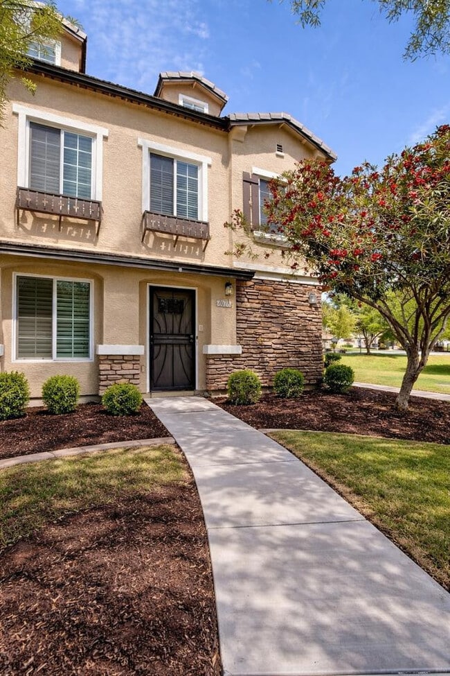 property at 4078 E Windsor Dr