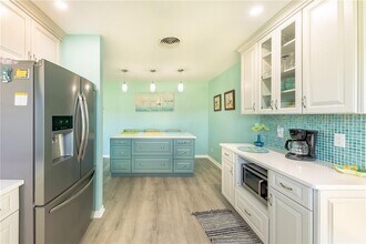 359 Pine Tree Rd in Venice, FL - Building Photo - Building Photo