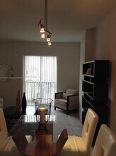 10 Aragon Ave, Unit 1008 in Coral Gables, FL - Building Photo - Building Photo