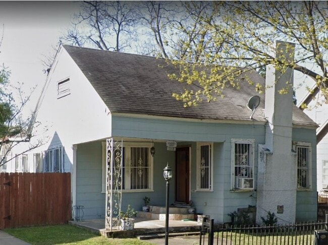 1718 Schley Ave in San Antonio, TX - Building Photo - Building Photo