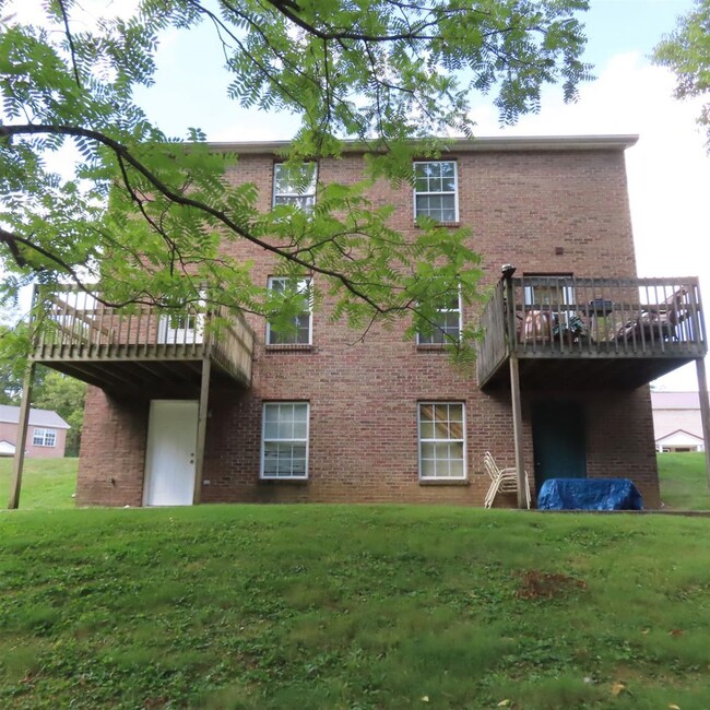 150 Cobblestone Dr, Unit 150 in Dry Ridge, KY - Building Photo - Building Photo