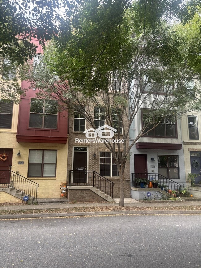 property at 5722 45th Ave