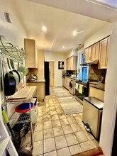 66 Marshal St, Unit 6 in Brookline, MA - Building Photo - Building Photo