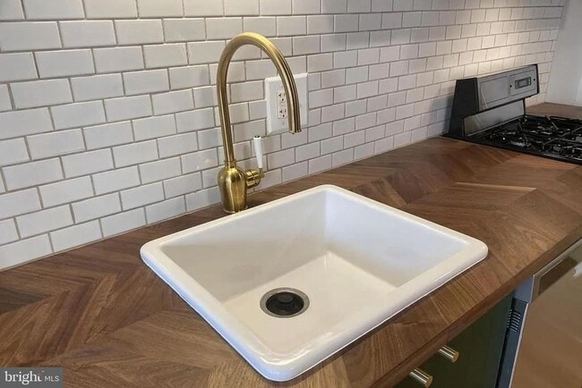 2107 Green St in Philadelphia, PA - Building Photo - Building Photo