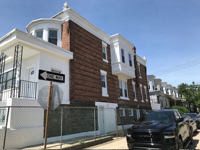 834 S 56th St, Unit 834 S 56 St. Unit 1 in Philadelphia, PA - Building Photo - Building Photo