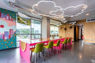 Collective on 4th in Portland, OR - Building Photo - Building Photo