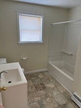 61 Tecumseh St in Fall River, MA - Building Photo - Building Photo