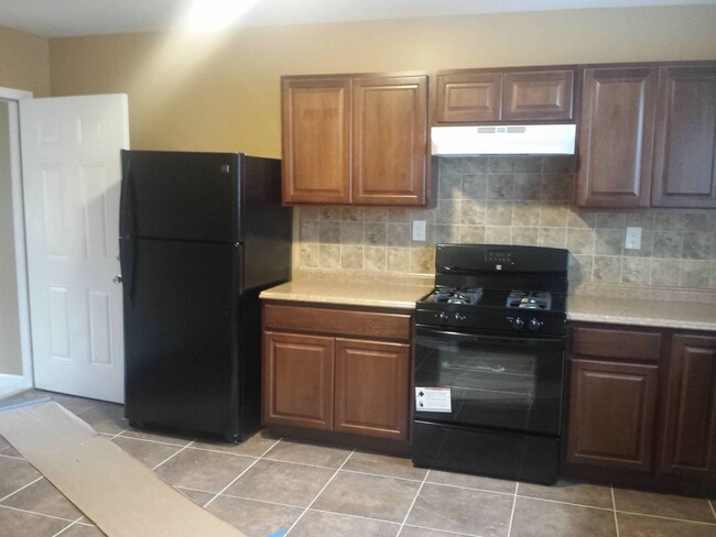 property at 1609 US-9W