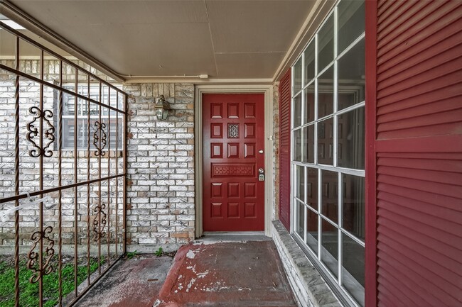 property at 10607 Bainbridge St