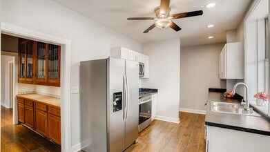 921 W Agatite Ave in Chicago, IL - Building Photo - Building Photo