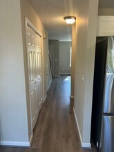 21B 1st St in Greenville, SC - Building Photo - Building Photo