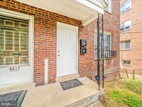4215 Dix St NE, Unit Apt 1 in Washington, DC - Building Photo - Building Photo