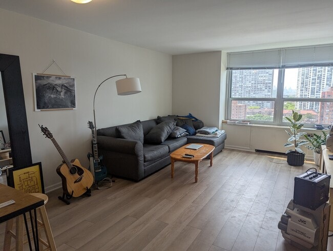720 W Gordon Terrace in Chicago, IL - Building Photo - Building Photo