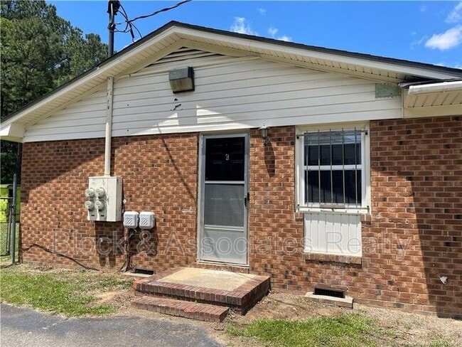 property at 4959 Fieldcrest Dr