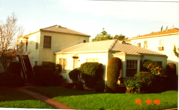 1716-1718 Arlington Ave in Glendale, CA - Building Photo