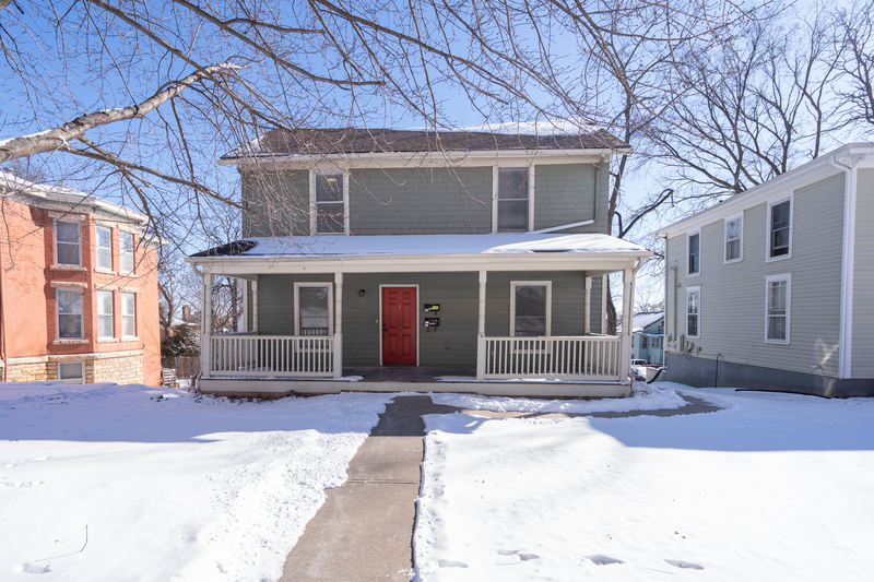 1028 Ohio St in Lawrence, KS - Building Photo