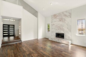 2805 Aurora in Horseshoe Bay, TX - Building Photo - Building Photo