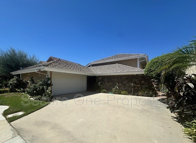 property at 1415 Redsail Cir