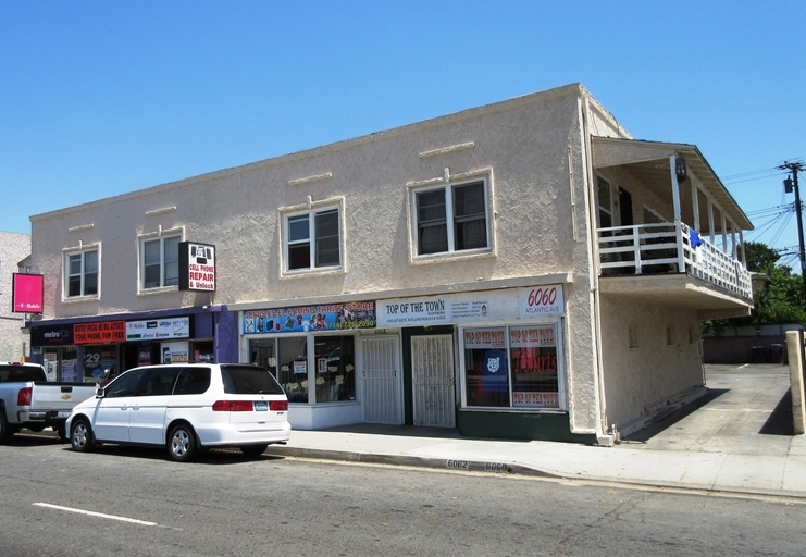 6060-6068 Atlantic Ave in Long Beach, CA - Foto de edificio