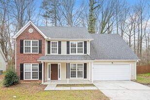 845 Simon Ive Dr in Lawrenceville, GA - Building Photo
