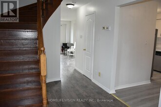 307 Bristol Crescent in Oshawa, ON - Building Photo - Building Photo