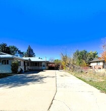 8869 Circle Dr in Westminster, CO - Building Photo - Building Photo