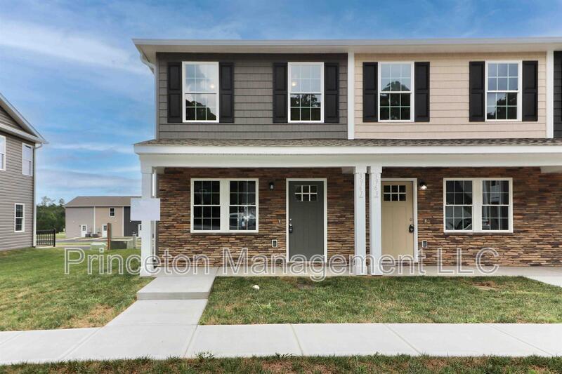 3967 Newhall Dr NW in Hickory, NC - Building Photo