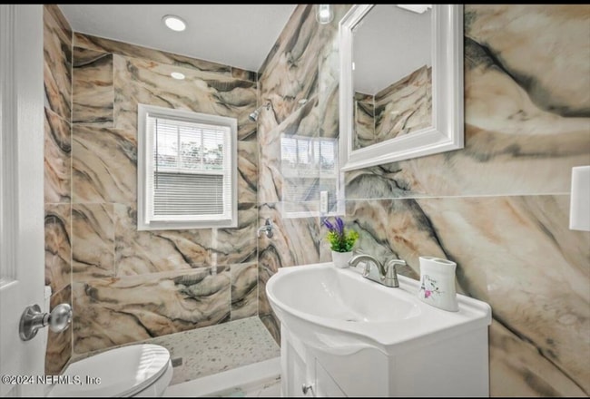 property at 417 W 60th St