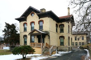 WC Kimball in Elgin, IL - Building Photo