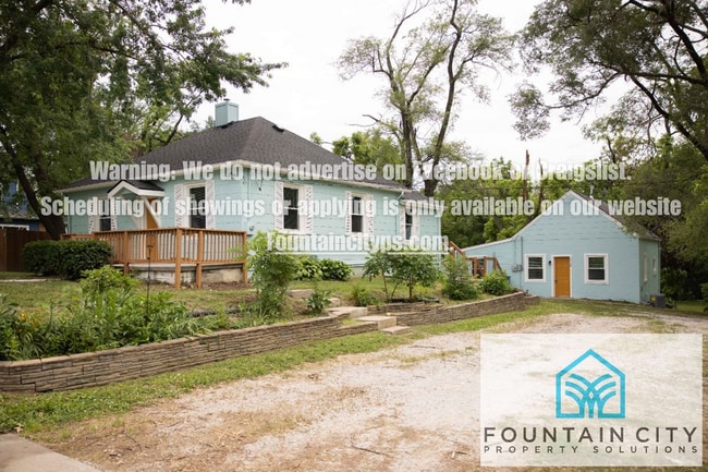 1114 4th St in Platte City, MO - Building Photo - Building Photo
