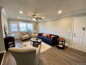 449 Lincoln Blvd in Hauppauge, NY - Building Photo - Building Photo