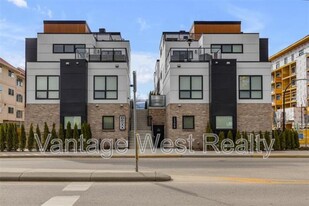 1308-1308 Richter St