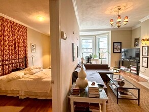 181 Beacon St, Unit 2R in Boston, MA - Foto de edificio - Building Photo