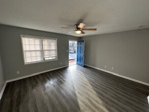 Mason Manor Apartments in High Point, NC - Building Photo - Building Photo