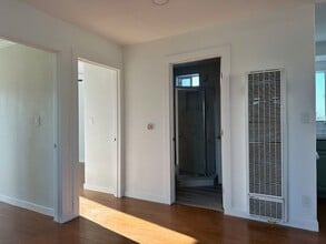 22017 Normandie Ave in Torrance, CA - Building Photo - Building Photo