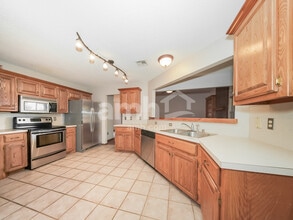 17313 Valley Crst in Edmond, OK - Building Photo - Building Photo