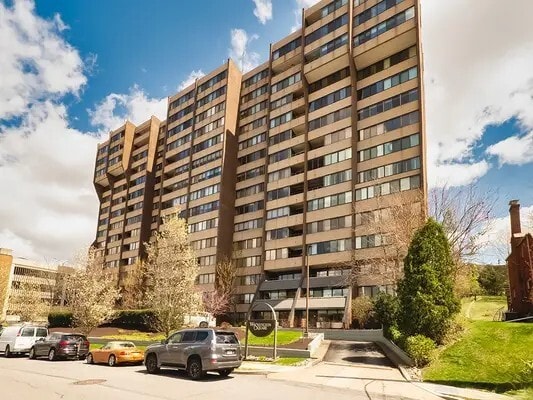 750 Washington Rd, Unit 301