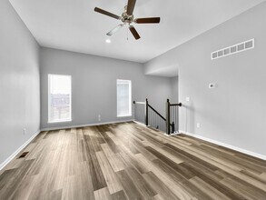 21807 Lucca Cir in Peculiar, MO - Building Photo - Building Photo