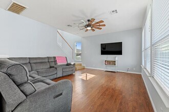 103 Hoya Ln in San Marcos, TX - Building Photo - Building Photo