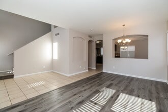 7233 S 40th Ave in Phoenix, AZ - Building Photo - Building Photo