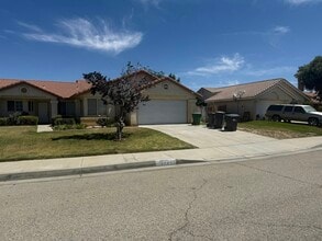 3731 Prairie Ln in Palmdale, CA - Building Photo - Building Photo
