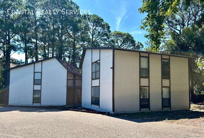 337 Lewis St in Fort Walton Beach, FL - Foto de edificio - Building Photo