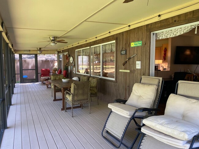 property at 6185 W Riverbend Rd