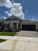 4777 Golden Knight Blvd in Kissimmee, FL - Building Photo